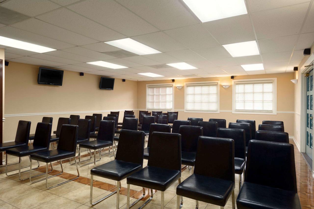 Ramada By Wyndham Kissimmee Downtown Hotel Luaran gambar